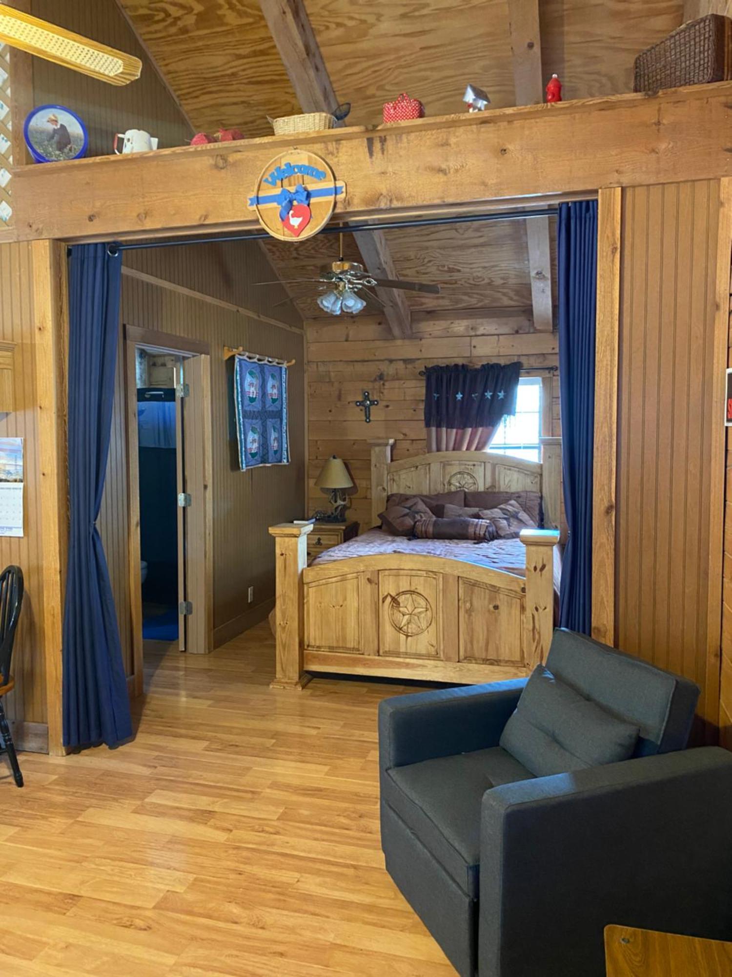 A Peace Of Heaven Cabins And Rv Vanderpool Dış mekan fotoğraf